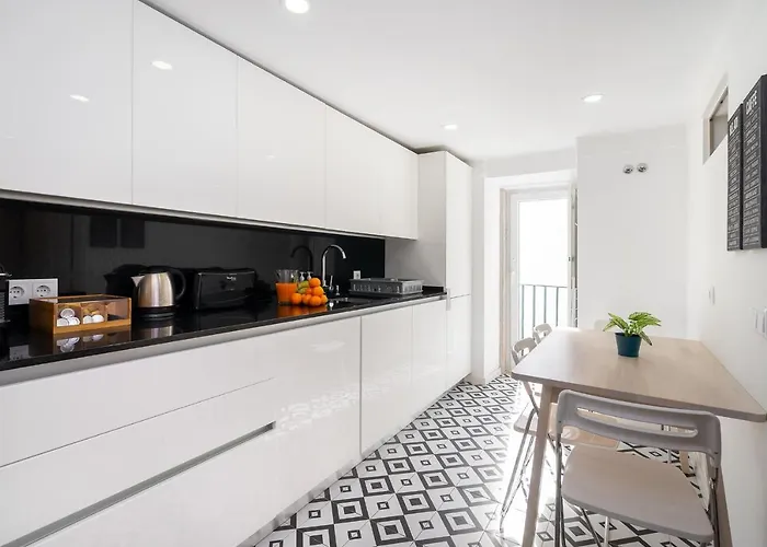 Whome Charming And Historical In Santa Justa شقة *